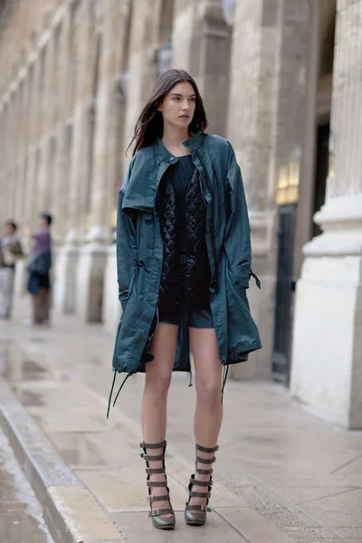 Look 17
